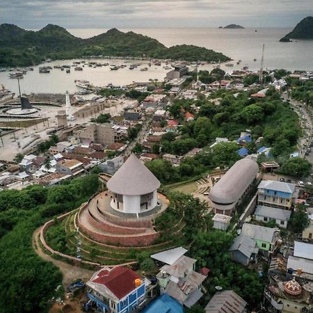 Benedict Guesthouse By Mori Hospitality Labuan Bajo Ngoại thất bức ảnh