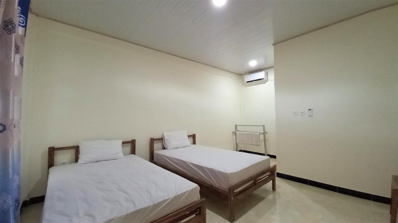 Benedict Guesthouse By Mori Hospitality Labuan Bajo Ngoại thất bức ảnh