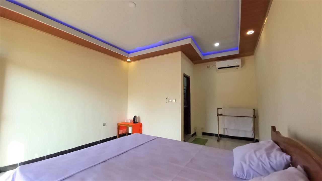 Benedict Guesthouse By Mori Hospitality Labuan Bajo Ngoại thất bức ảnh